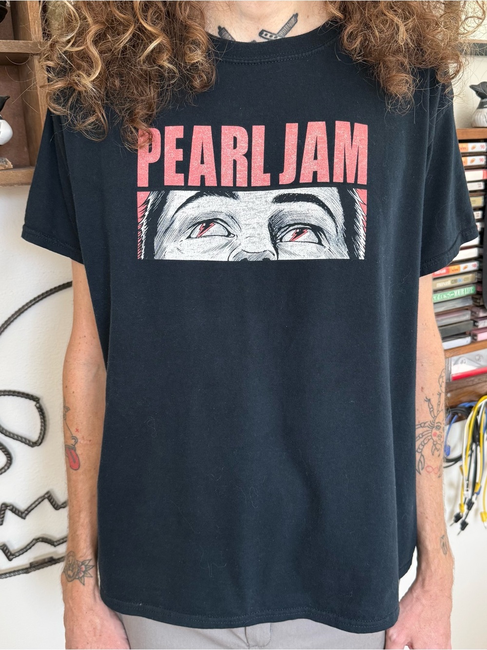 Pearl Jam 2014 European Tour Black Cotton Grunge Graphic Tee ~ Size Large